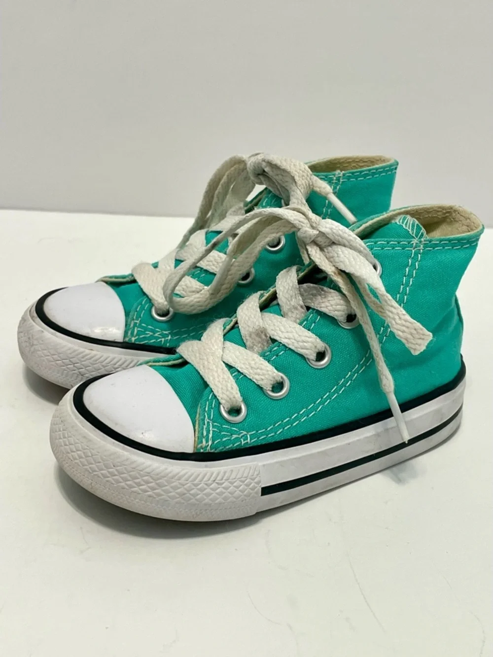 Converse All Star Chuck Taylor Classic High Top Kids Sneakers Youth Size 5 Teal